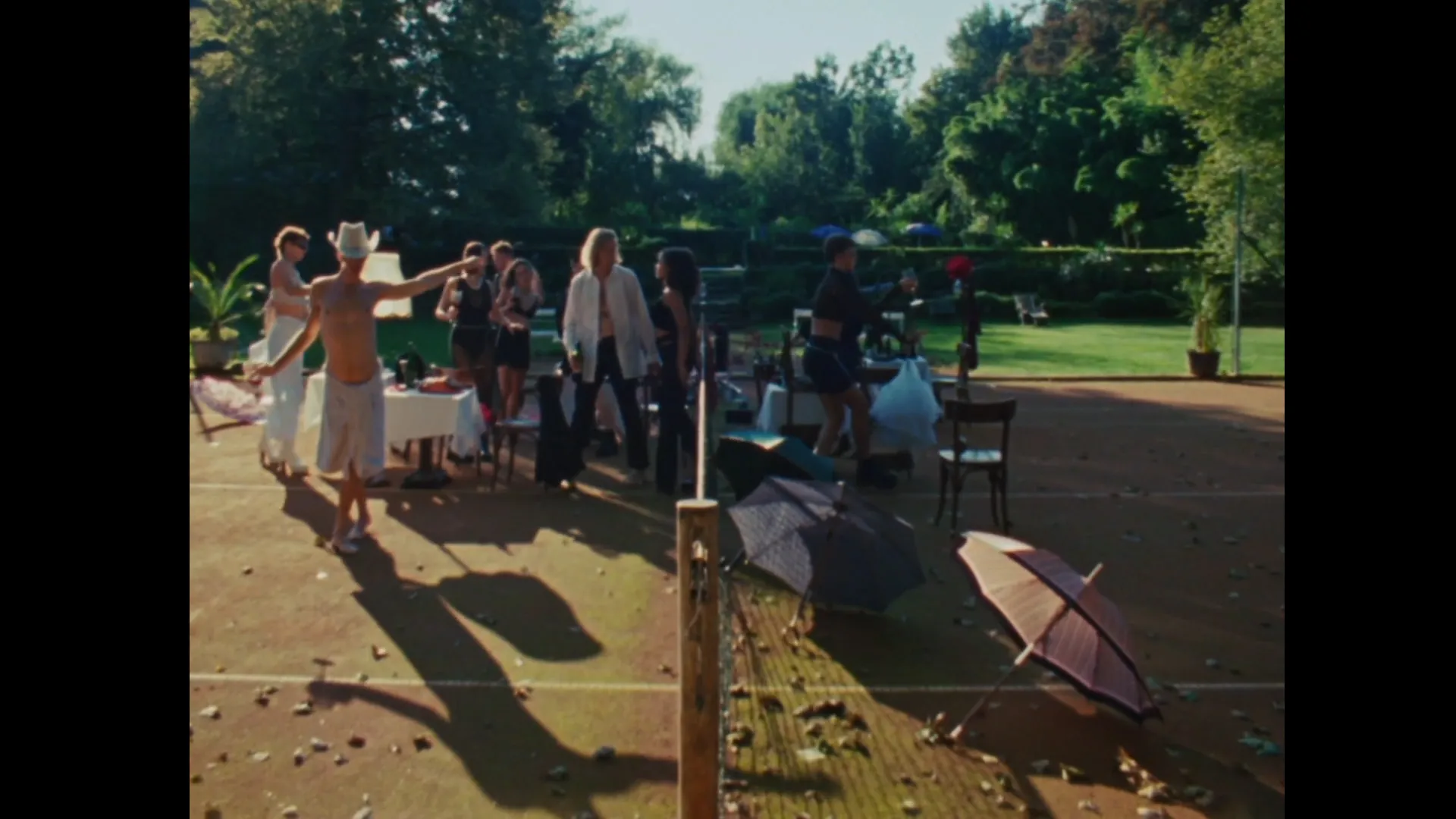 Rose Movie, image 12